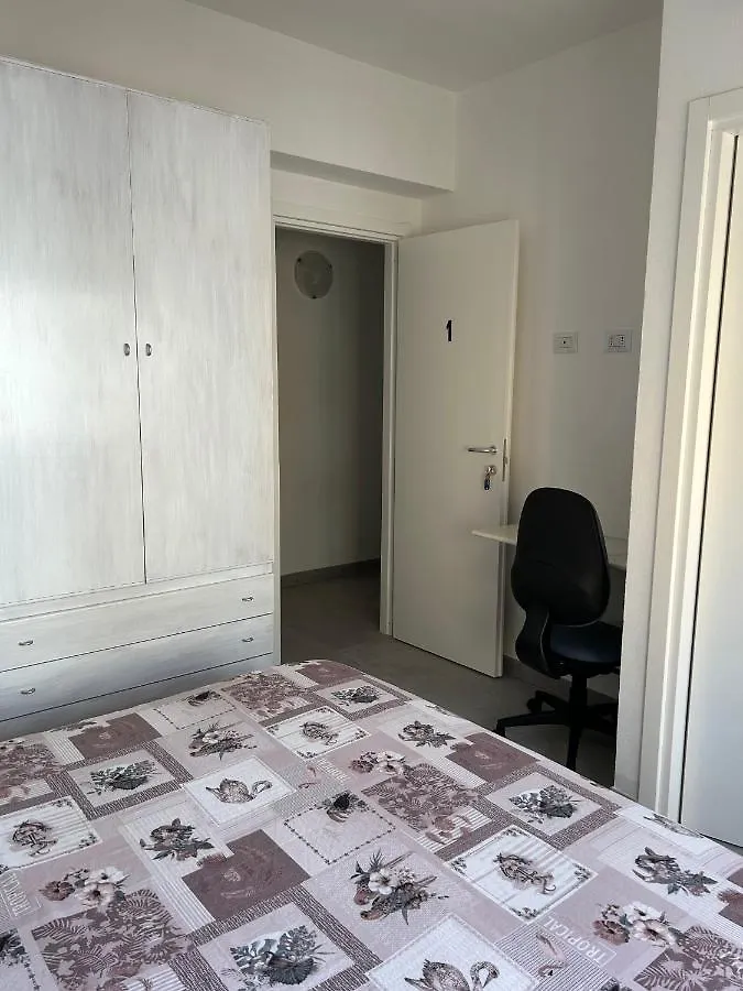 Piccola Flo Rooms Cagliari